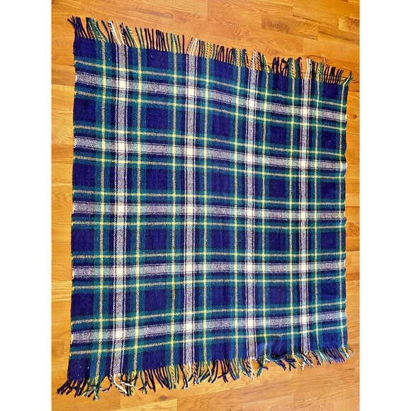 Clean, Vintage, B. Altman NYC Rolled Fringe Throw Blanket Made in Italy 57x66 - Picture 3 of 7